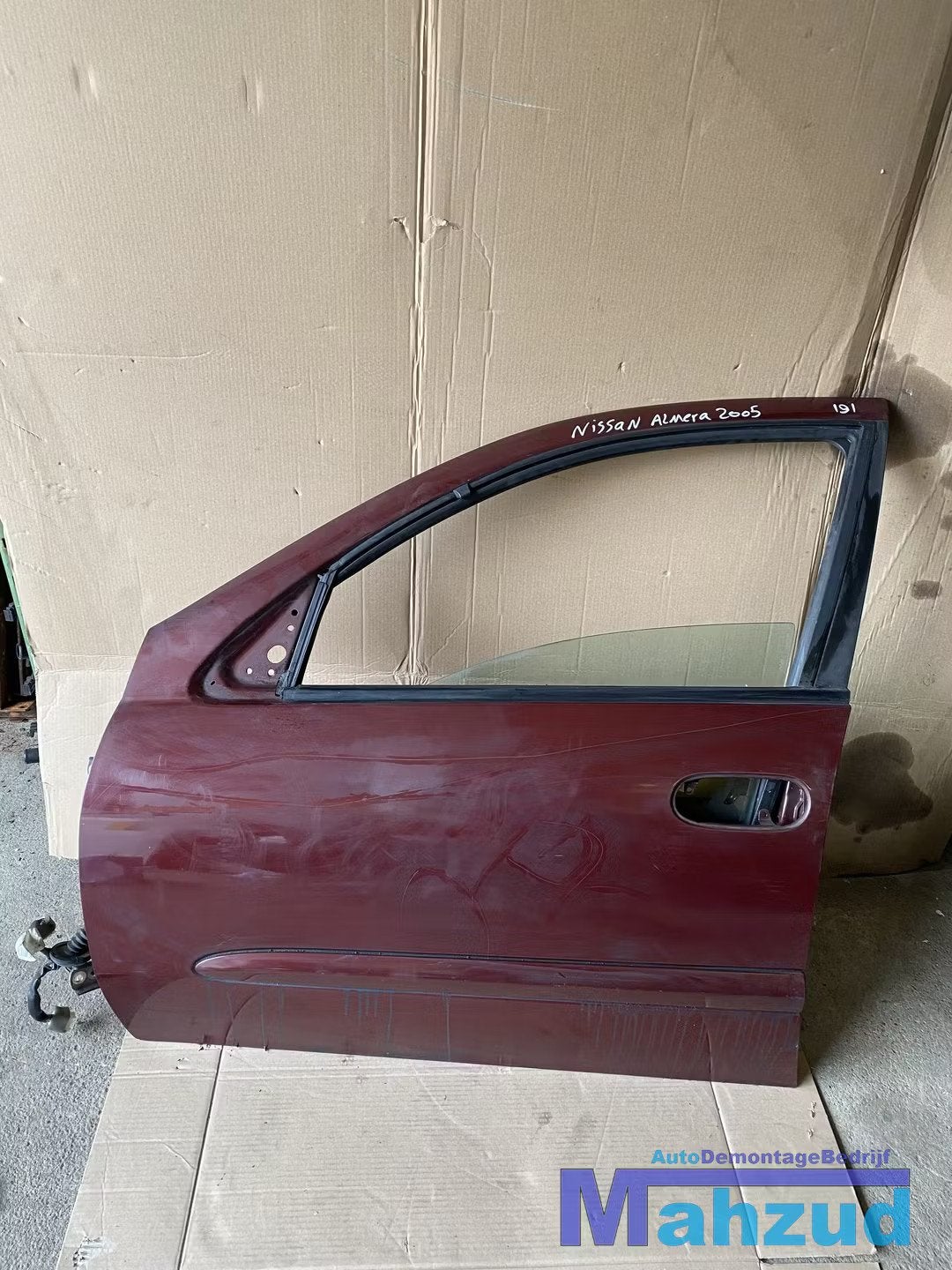 NISSAN ALMERA ROOD AX5G links Voor deur portier, Auto-onderdelen, Deur, Takashima 1-chome 1-1
220-8686  Yokohama, Voor, Ophalen of Verzenden