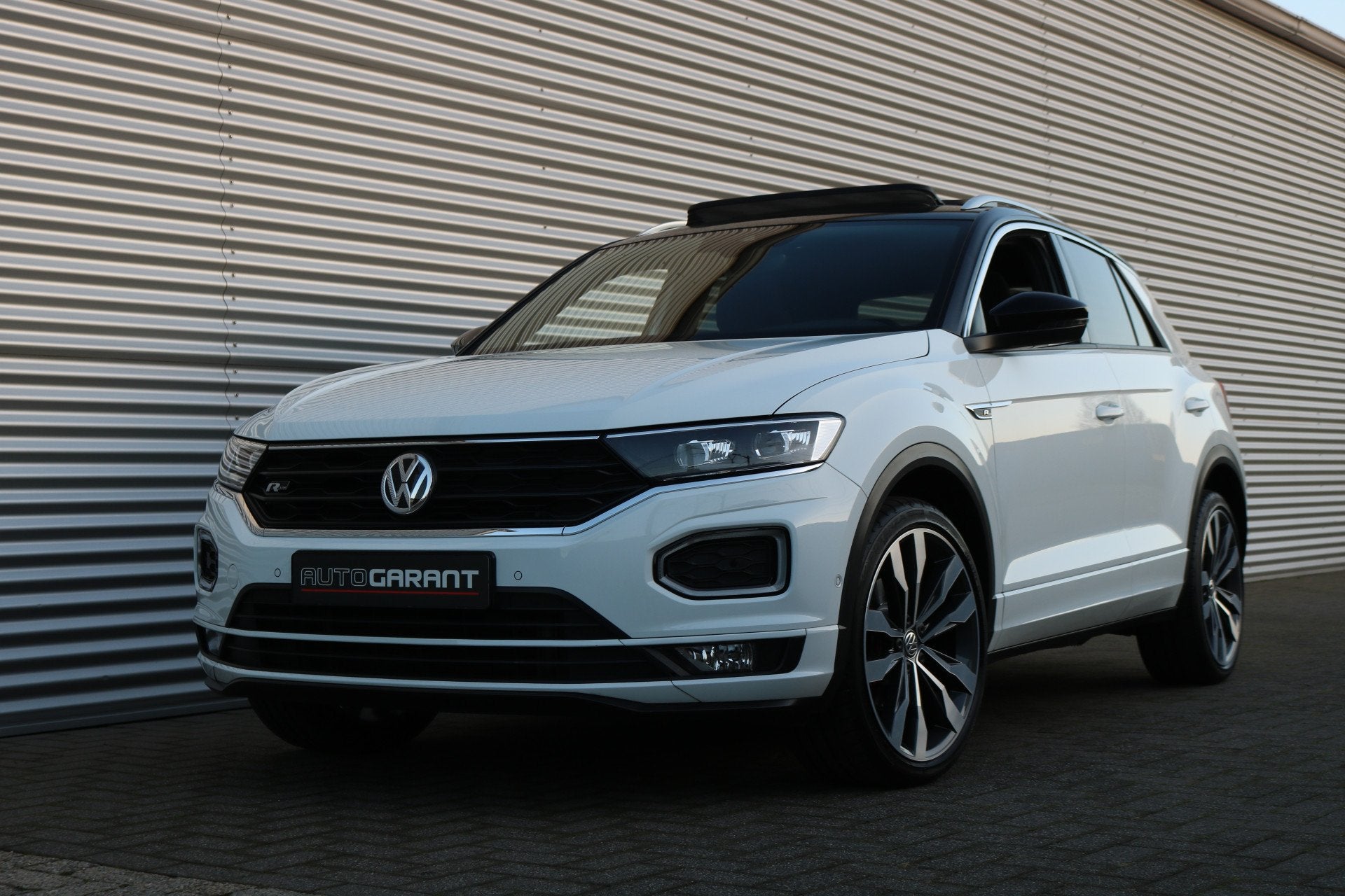 Volkswagen T-Roc 2.0 TSI 4Motion R-Line DSG 190PK (Panoramad, Gebruikt, Zwart, Leder en Stof, Wit