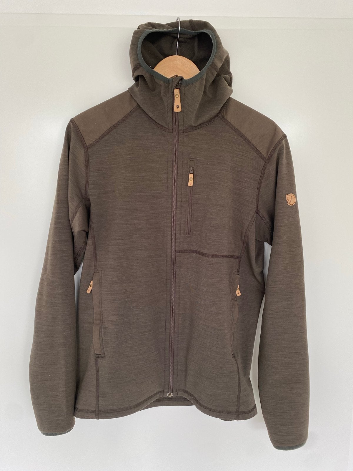 Fjällräven Fleecehoodie - Keb - Maat M, Ophalen of Verzenden, Zo goed als nieuw, Maat 48/50 (M), Bruin