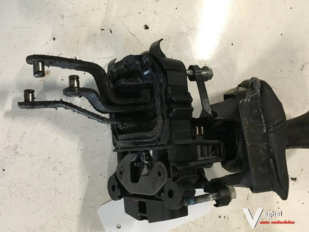 Mercedes W124 220 Schakelmechansime 5bak, Gebruikt, -, -, Ophalen of Verzenden