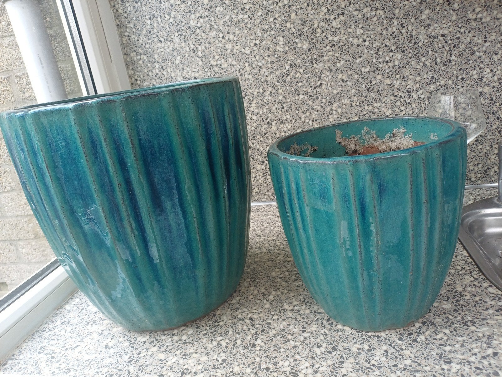 Set van 2 turquoise bloempotten, Ophalen of Verzenden, Gebruikt