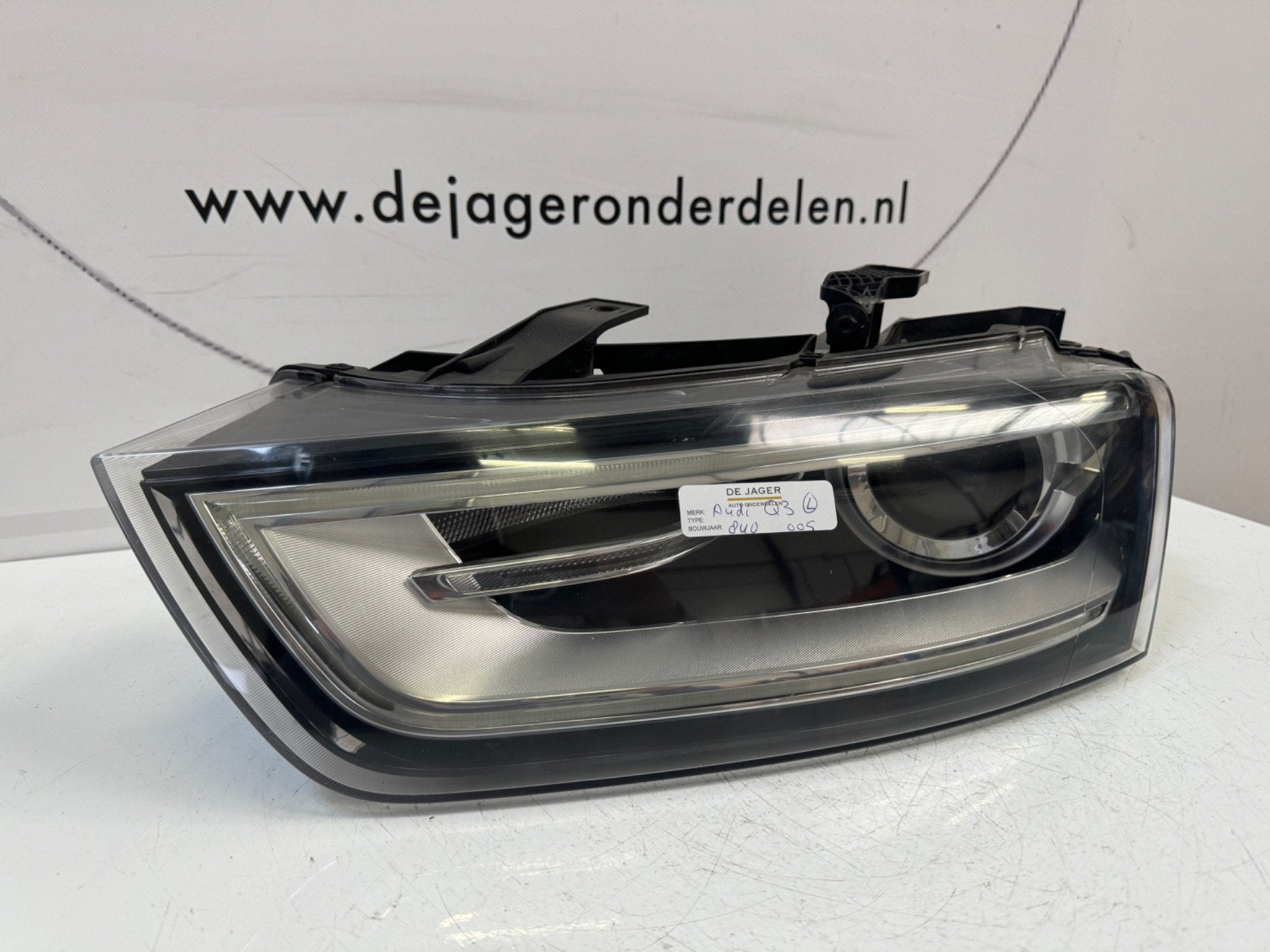 AUDI Q3 8U0 XENON LED KOPLAMP LINKS 8U0941005, Gebruikt, AUDI AG, Auto-Union-Strasse 1
85045  Ingolstadt, DE, Kundenbetreuung@audi.de