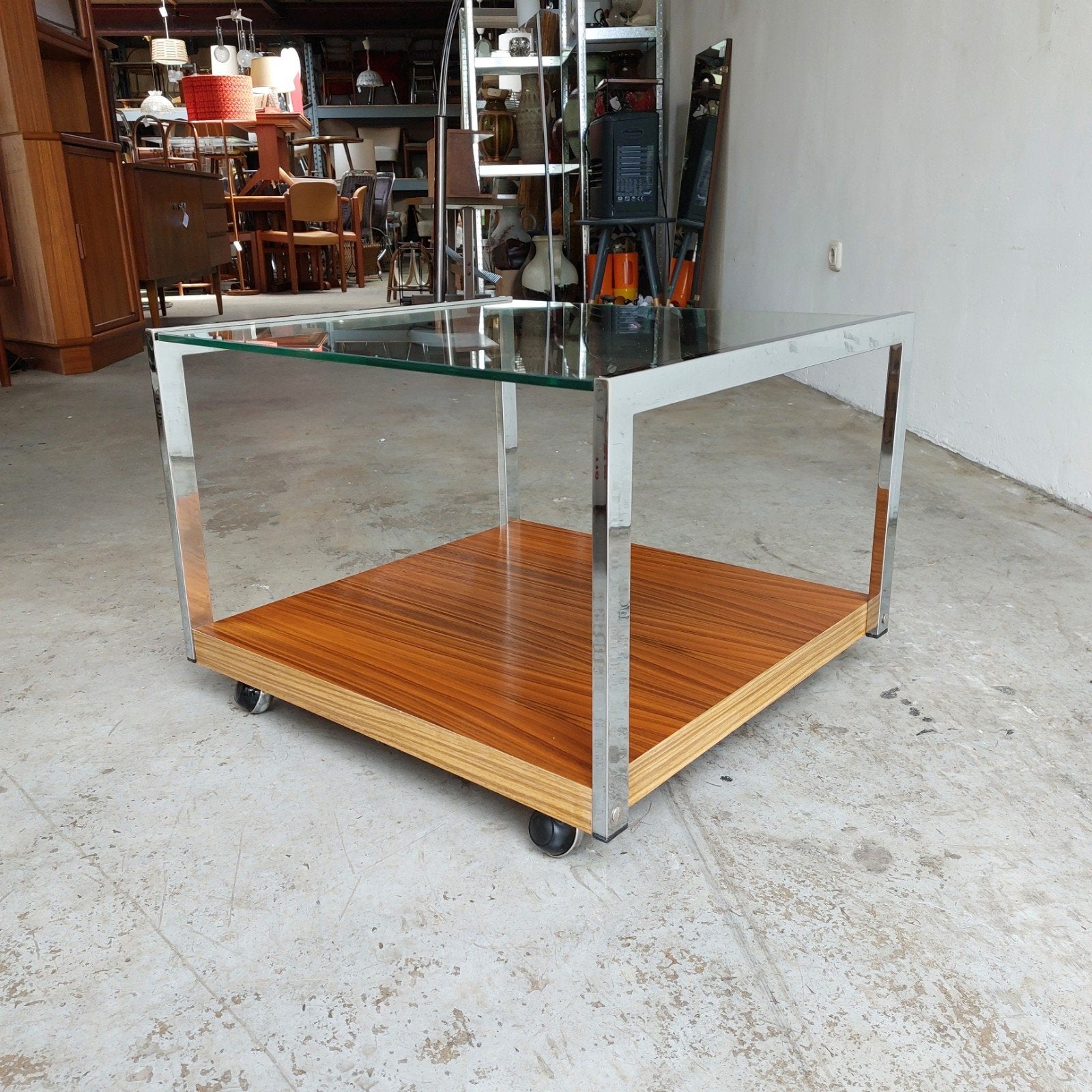 Vintage verrijdbare bijzettafel, salontafel, Ophalen, Gebruikt, 55 tot 75 cm, Onbekend