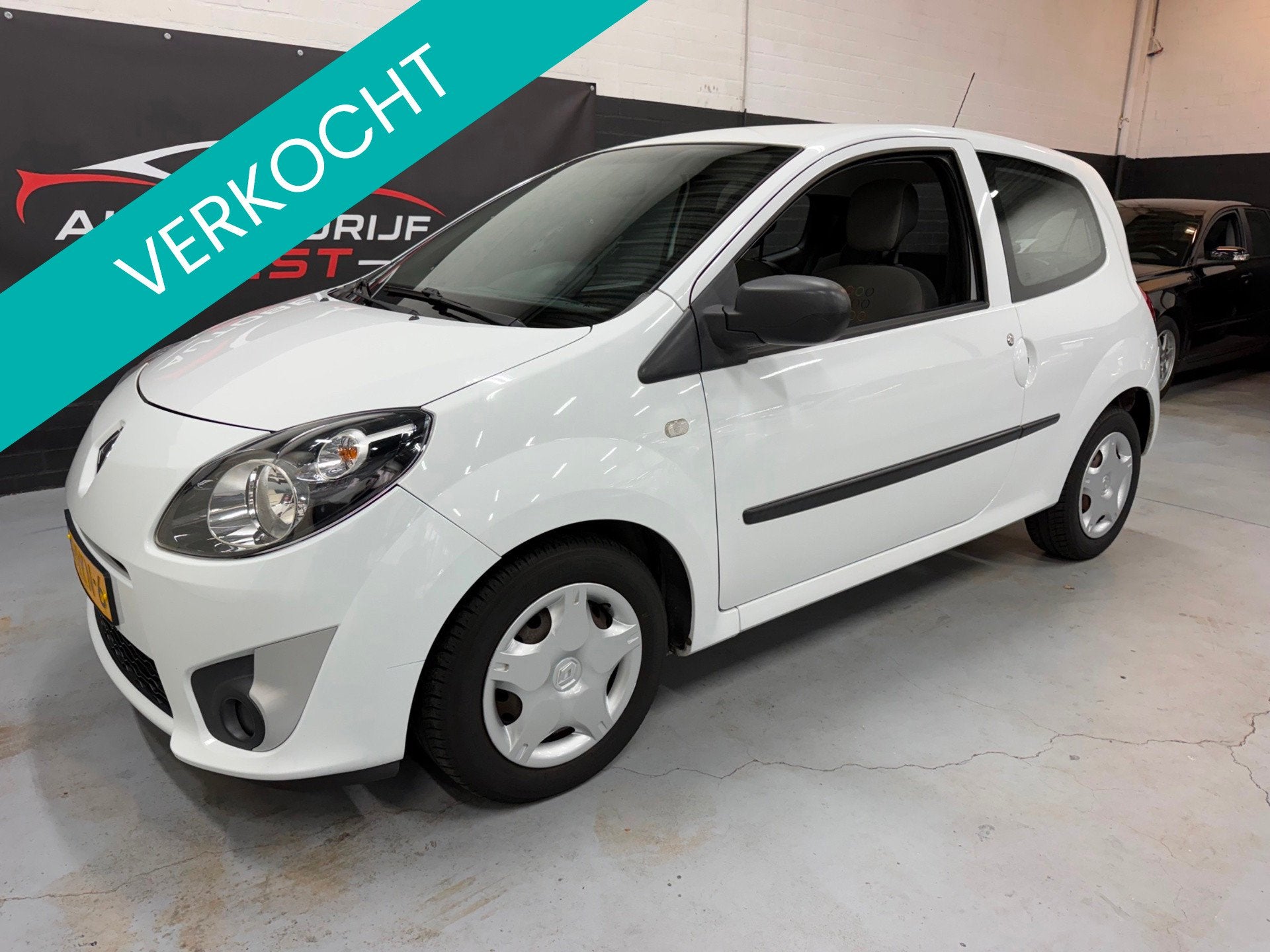 Renault Twingo 1.2-16V Authentique Nap/Airco/APK 10-2027!, Auto's, Gebruikt, 4 cilinders, 4 stoelen, Origineel Nederlands