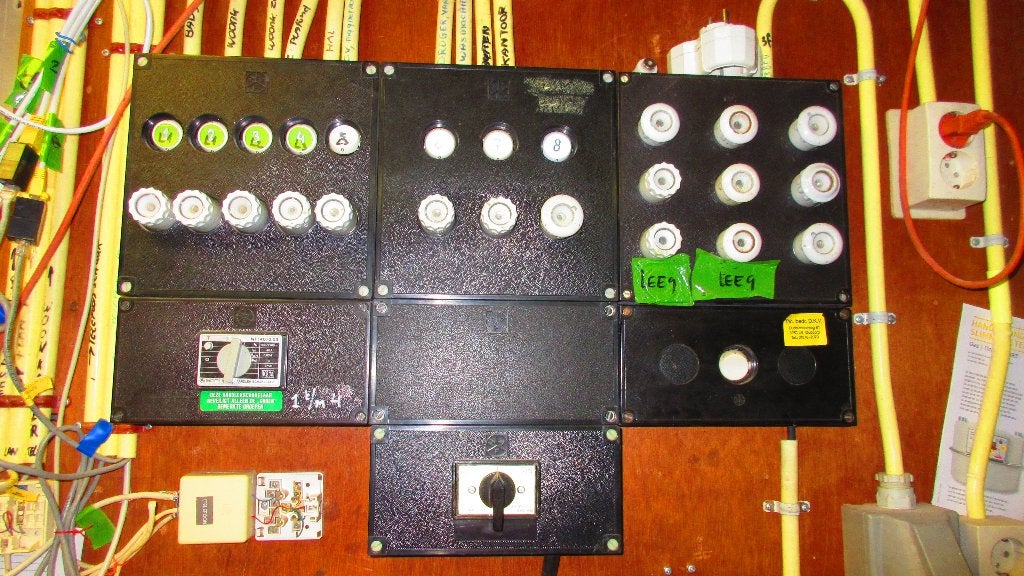 elektrakast, Doe-het-zelf en Verbouw, Elektra en Kabels, Ophalen of Verzenden, Gebruikt, ABB, Installatieautomaat