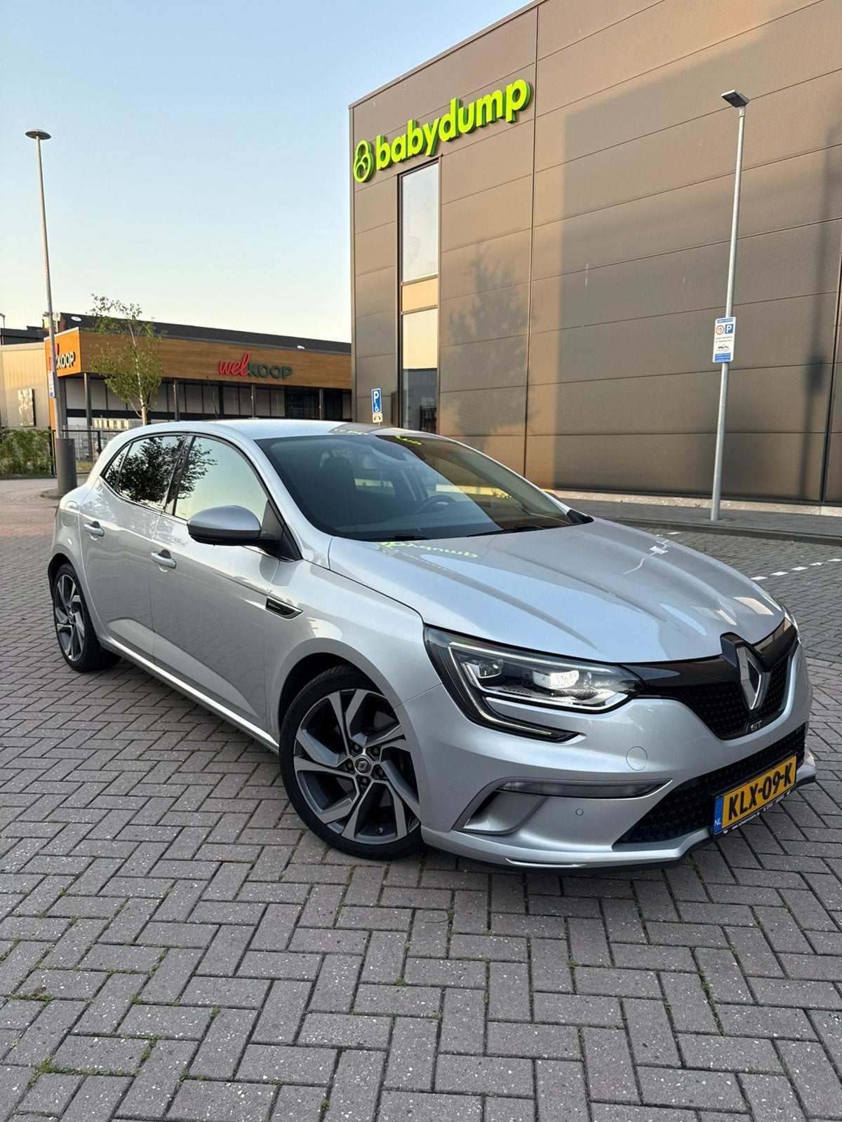 Renault Mégane GT 1.6 205 PK EDC 2018 Grijs, Auto's, Renault, 4 cilinders, 1650 kg, 205 pk, Particulier