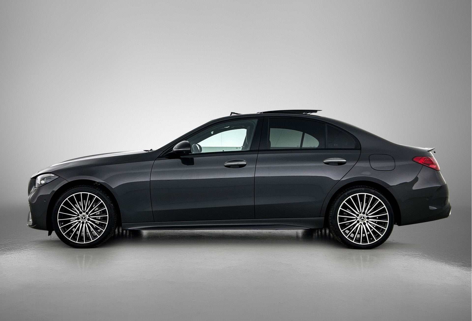 Mercedes-Benz C-Klasse 300 e Business Solution AMG AMG Line, Automaat, 12 maanden, Achterwielaandrijving, Bedrijf