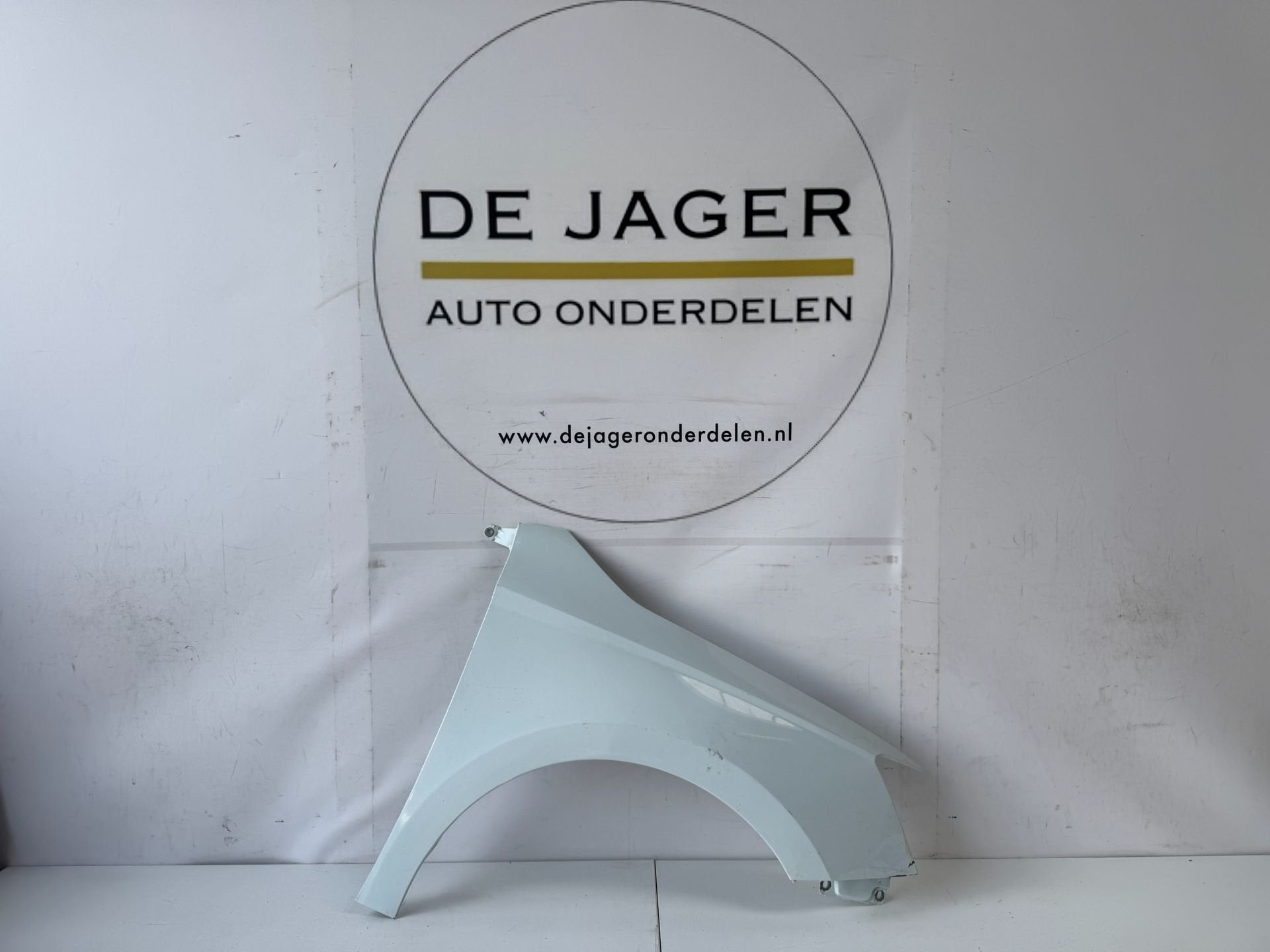 SKODA FABIA III 3 6V0 VOORSCHERM ZIJSCHERM ZIJPANEEL RECHTS, Auto-onderdelen, Skoda, Gebruikt, Infoline@skoda-auto.cz, Tr. Vaclava Klementa 869
293 01  Mlada Boleslav, CZ