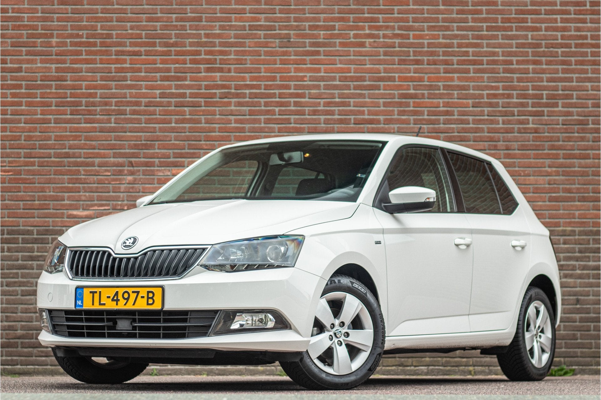 Skoda Fabia 1.0 TSI Clever, Origineel NL, Navigatie, PDC, Ai, Auto's, Voorwielaandrijving, Parkeersensor, Stof, Bedrijf