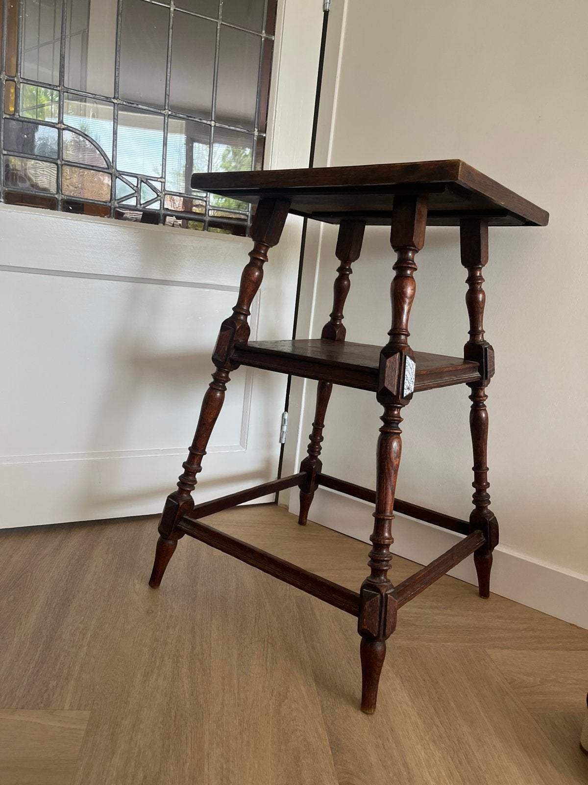 Antieke houten plantentafel met twee niveaus, Ophalen