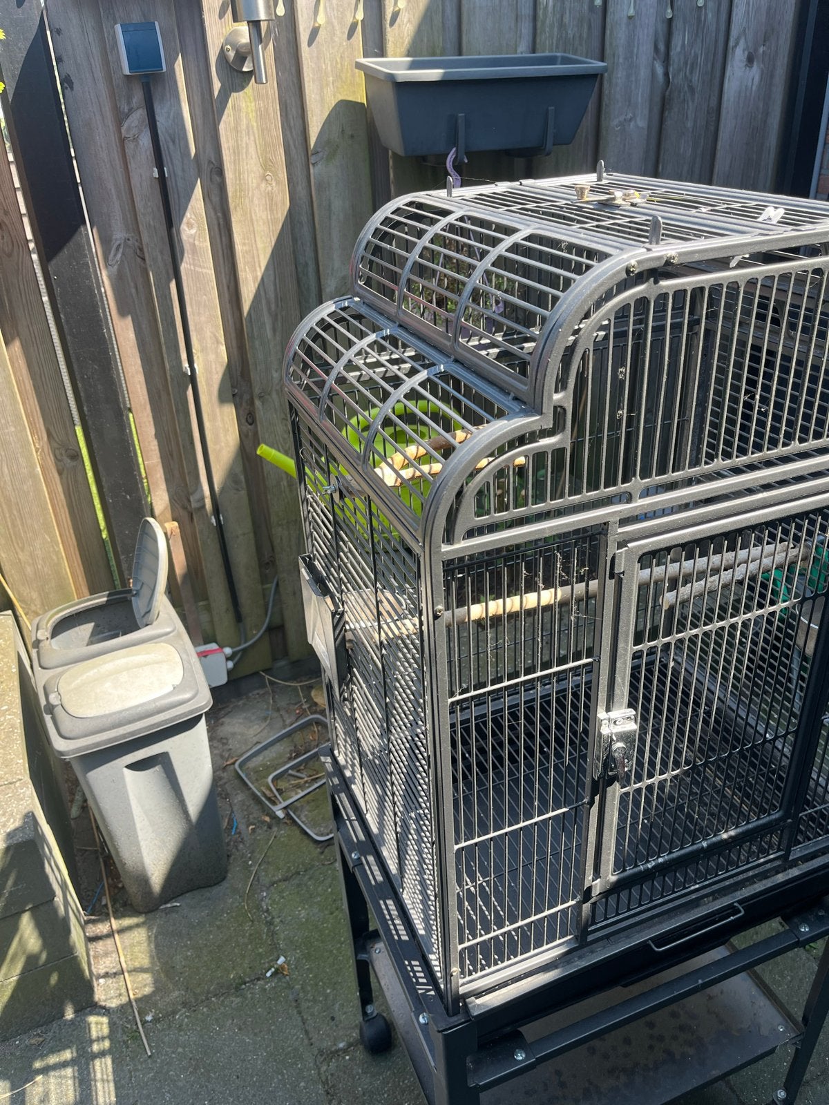 Nette vogel kooi, Ophalen, Zo goed als nieuw, Metaal, Vogelkooi