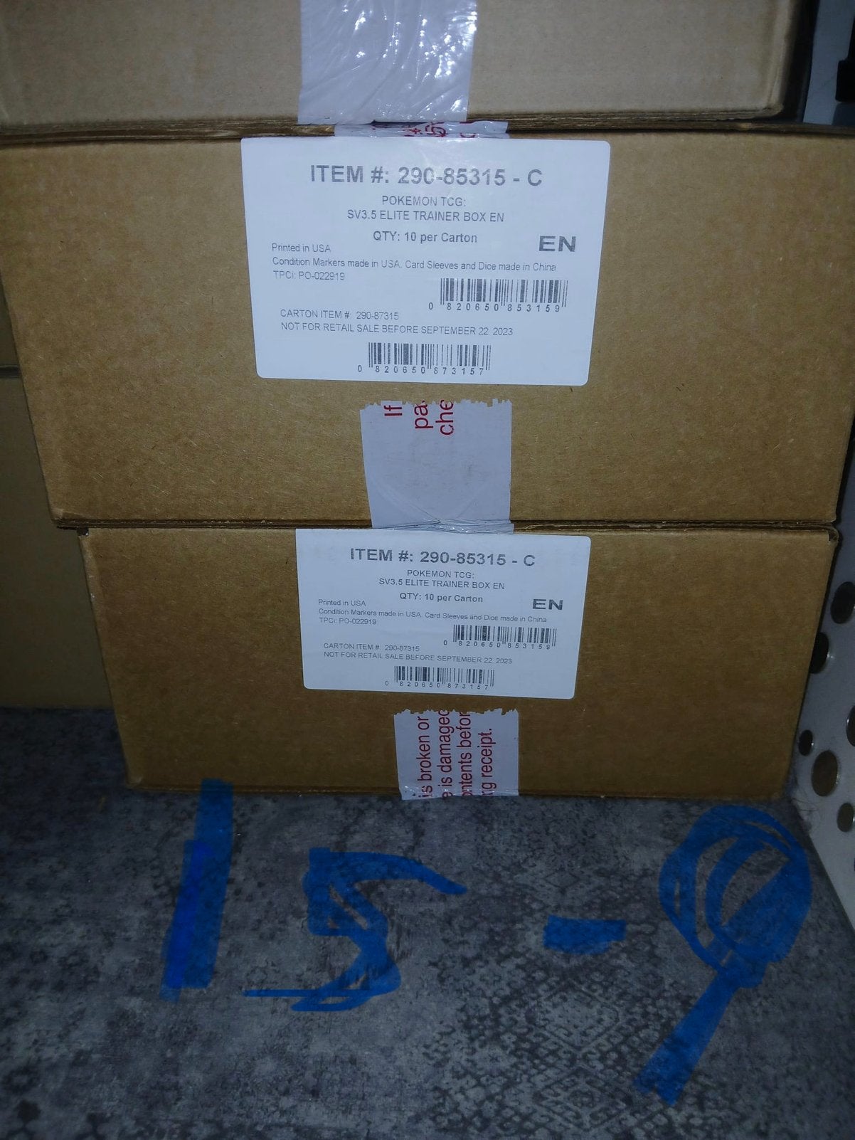 151 upc en  etb cases  =   4 upc of 10 etb's in 1 doos, Ophalen, Nieuw, Overige typen