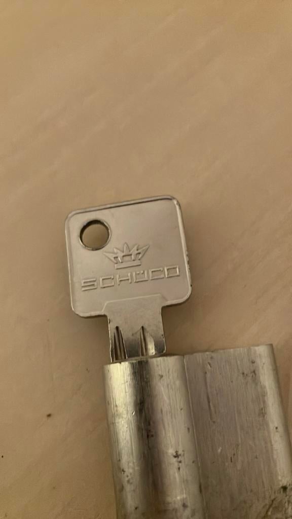 Schuco cilinderslot met sleutel, Ophalen of Verzenden, Gebruikt, Overige materialen, Slot
