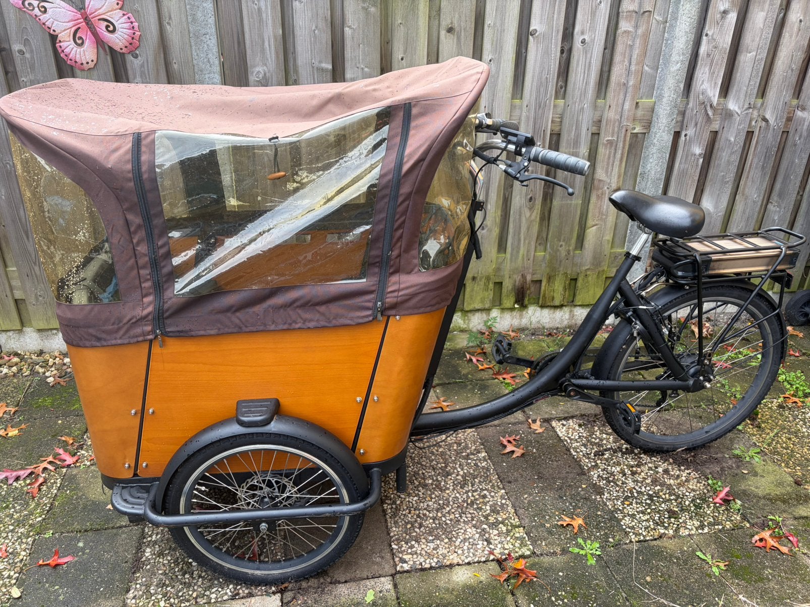 Bakfiets elektrisch, Fietsen en Brommers, Ophalen, Zo goed als nieuw, 4 kinderen of meer, Elektrisch