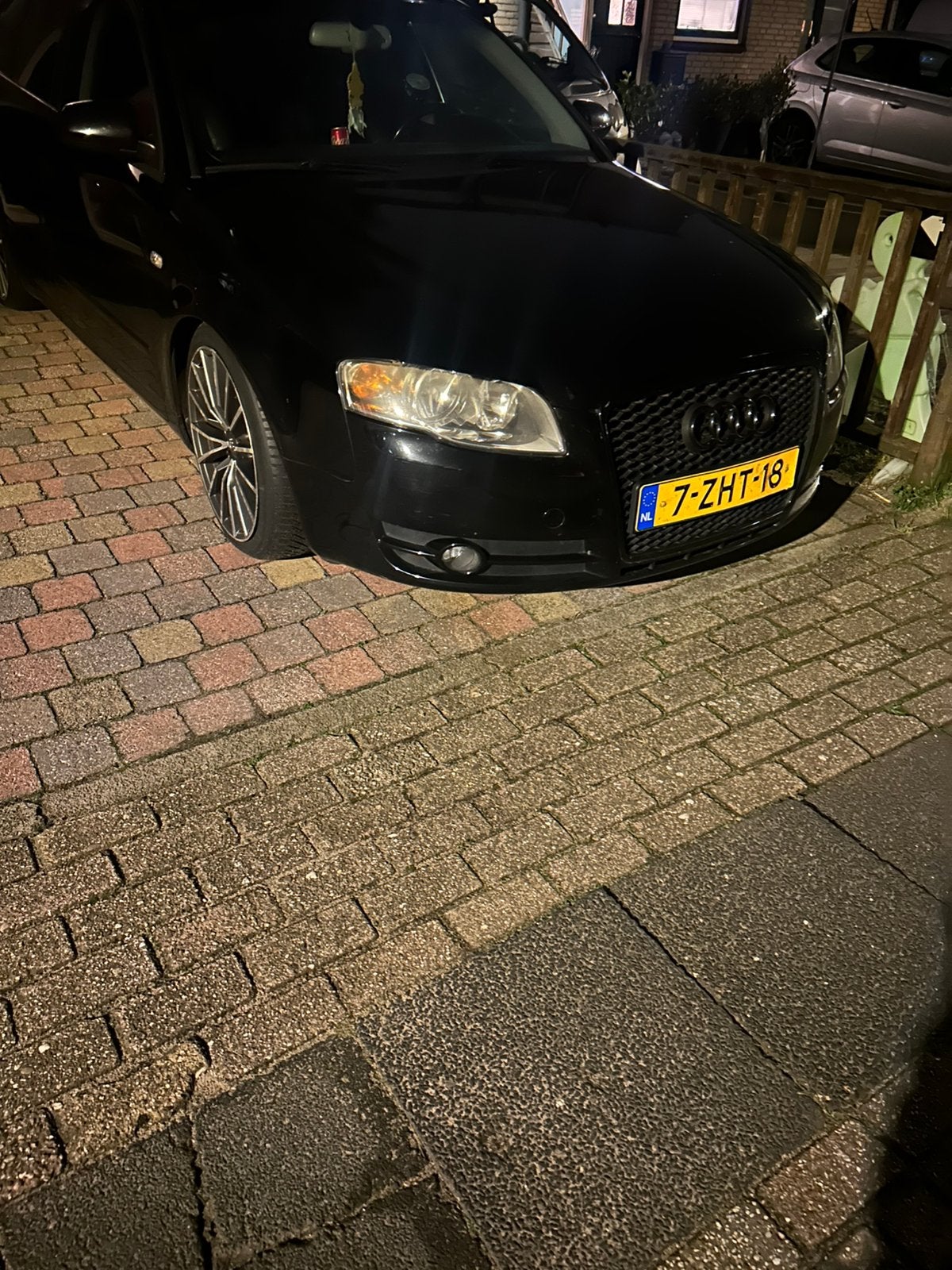 Audi A4 2.0 96KW Avant AUT 2005 Zwart, Ophalen of Verzenden