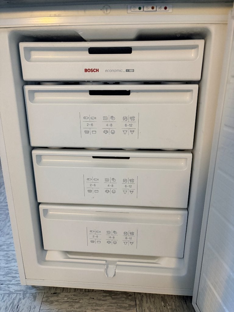 Bosch Economic vriezer, Gebruikt, Minder dan 85 cm, Minder dan 60 cm, Energieklasse A of zuiniger