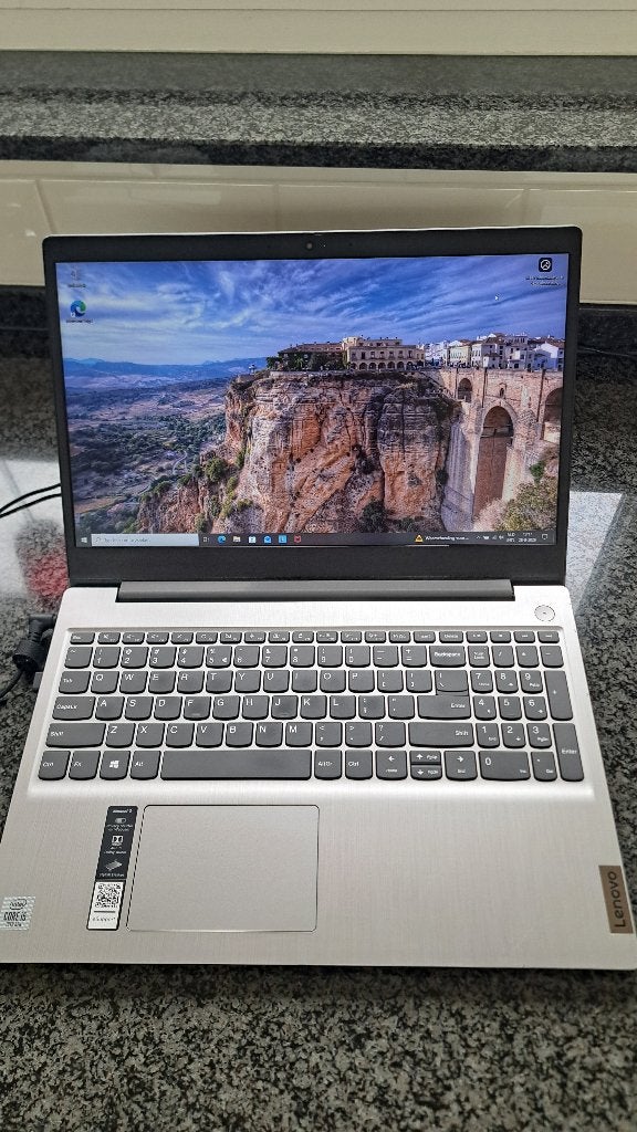 Lenovo Laptop IdeaPad 3 Core i5 10e GEN 8 RAM Dolby Audio, Gebruikt, 2 tot 3 Ghz, 15 inch, Ophalen of Verzenden