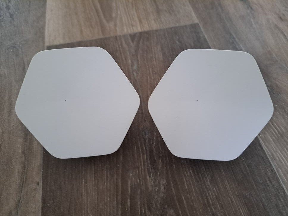 2 Smart Wifi pods versterkers + GRATIS modem, Ophalen of Verzenden, Zo goed als nieuw, Ziggo pods - WiFi versterkers