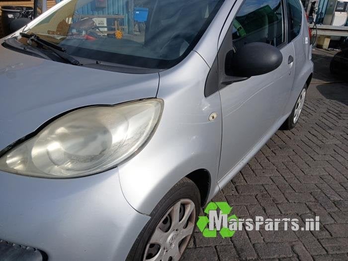 Scherm links-voor van een Peugeot 107 (KTB), Gebruikt, -, -, Ophalen of Verzenden
