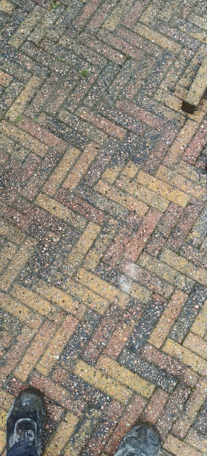 GRATIS! gebruikte waaltjes, Tuin en Terras, Tegels en Klinkers, Ophalen, Gebruikt, Klinkers, 10 m² of meer