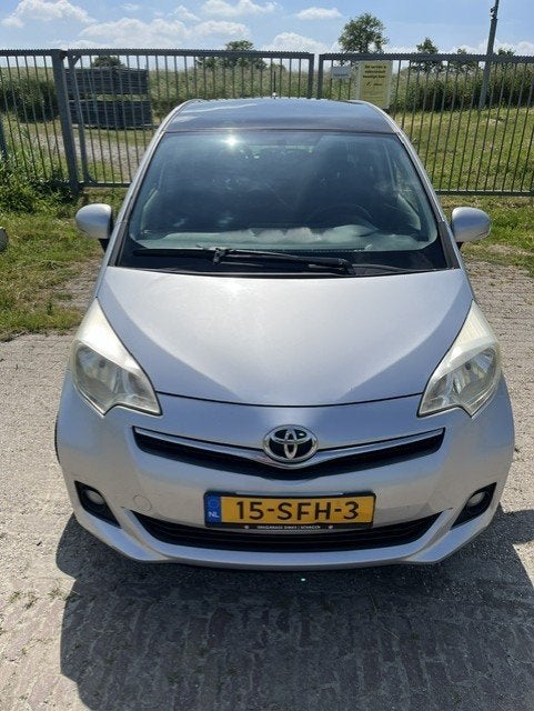Toyota Verso-S 1.3 Vvt-i Multidrive CVT 2011 nieuwe apk, Auto's, Euro 5, 4 cilinders, Particulier, 550 kg