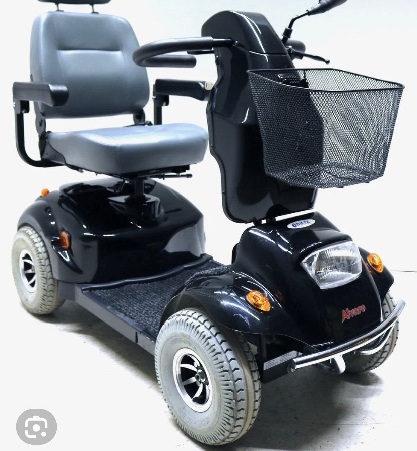 Alle zwarte plastic delen van deze scootmobiel, Ophalen, Gebruikt, Overige merken
