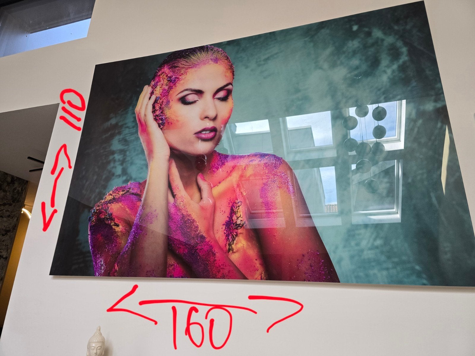 Groot modern schilderij van vrouw in perfecte staat, Glas, Op houten frame, Ophalen of Verzenden, Print