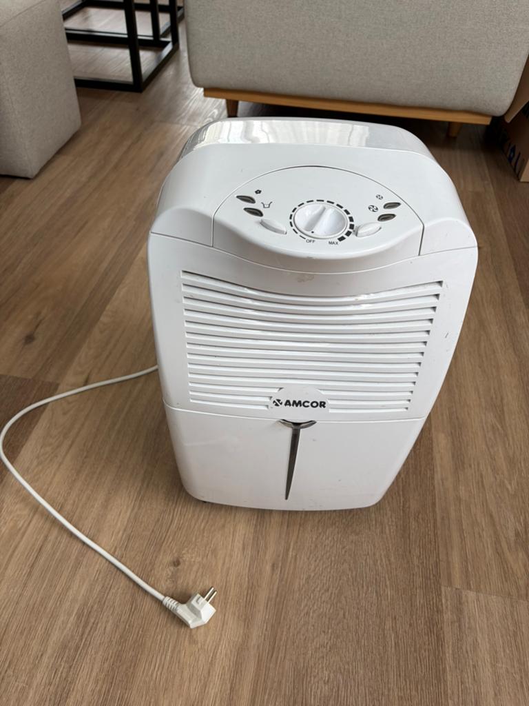 Amcor Luchtontvochtiger - Ideaal voor vochtige ruimtes, Ophalen, Gebruikt, Luchtontvochter