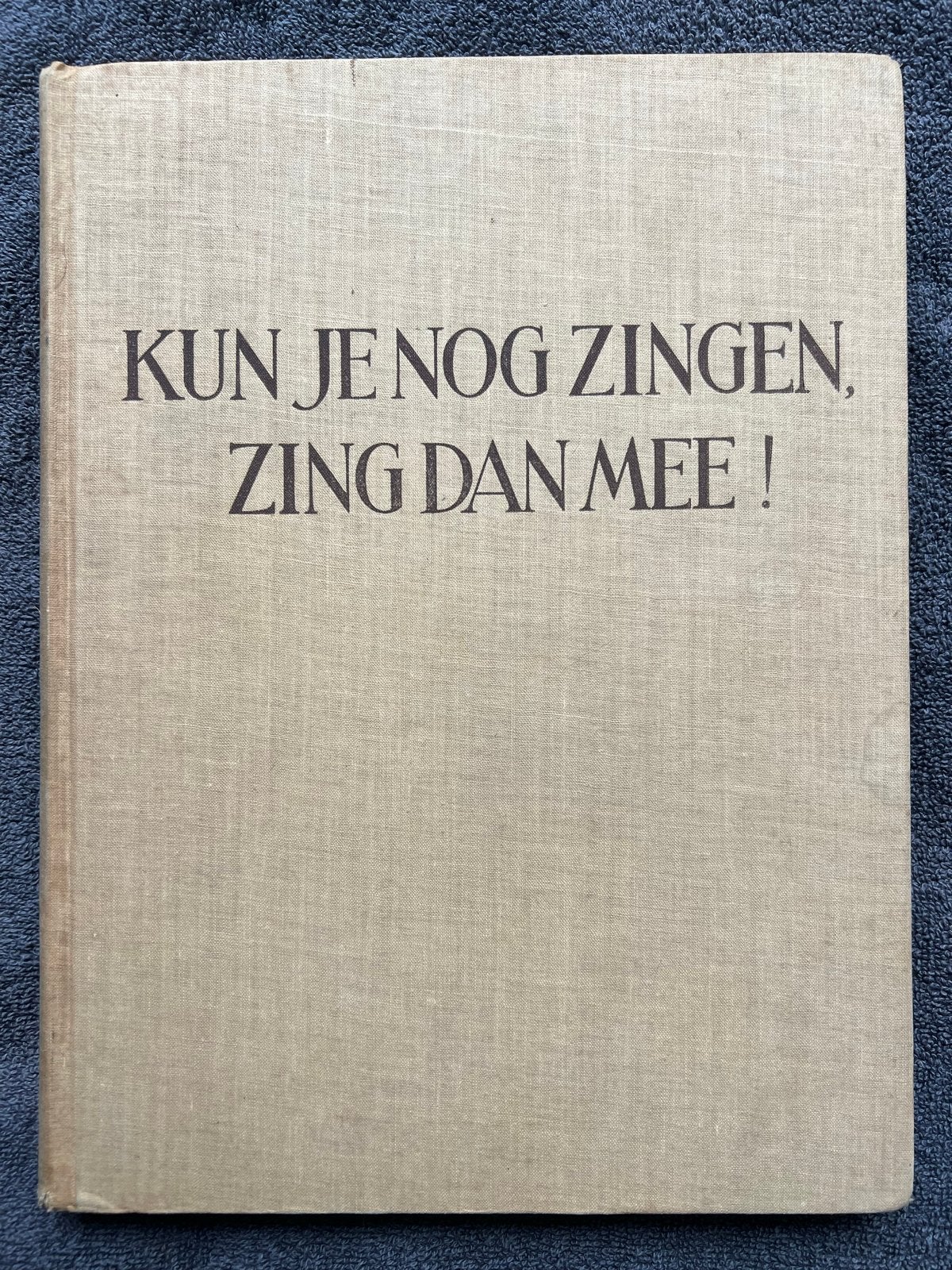 Oud liedjesboek "Kun je nog zingen, zing dan mee!" 1941, Boeken, Ophalen of Verzenden, Gelezen, Algemeen