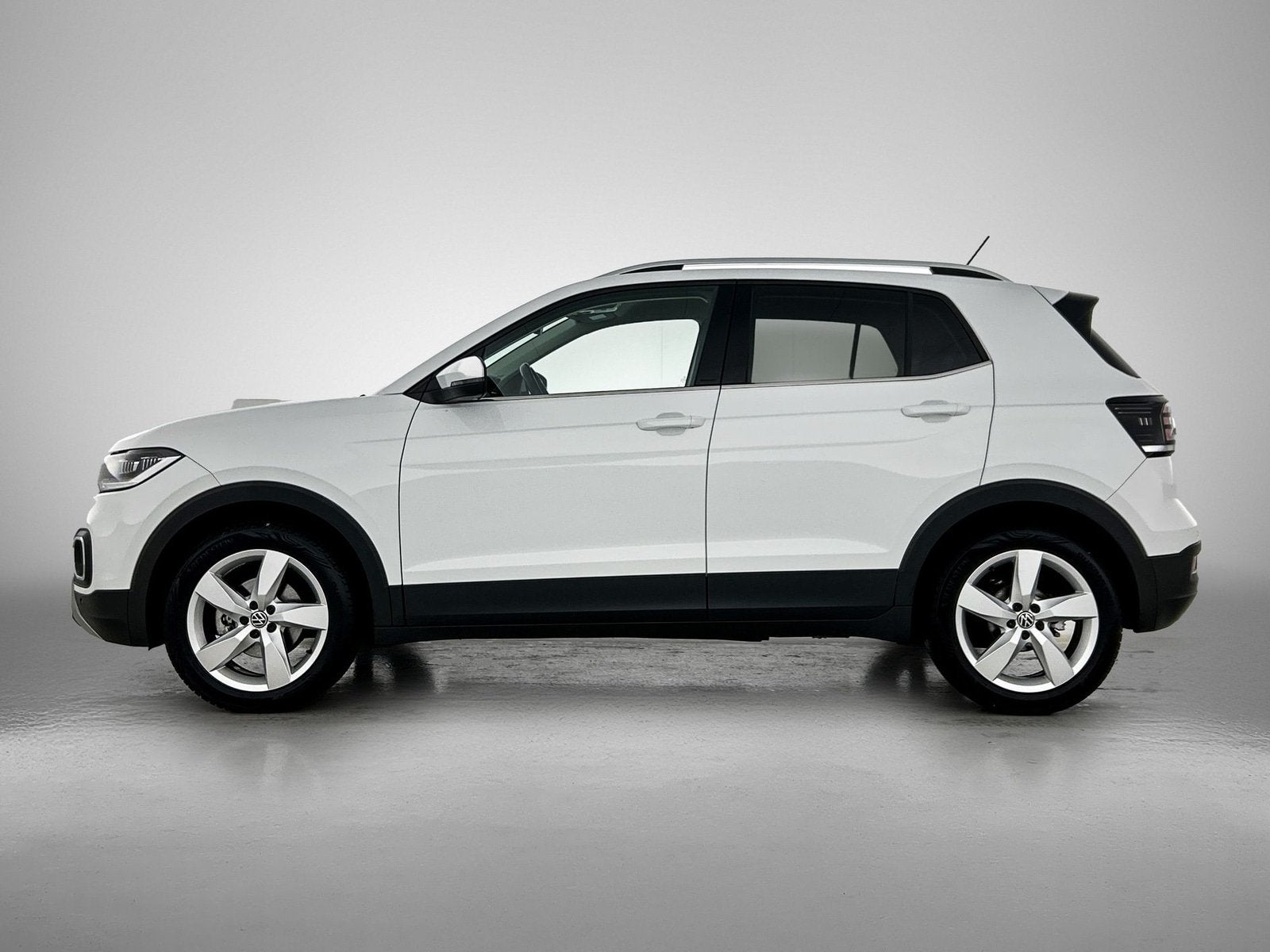 Volkswagen T-Cross 1.0 TSI Style | Navi | Camera | Clima |, Auto's, T-Cross, Gebruikt, Leder en Stof, Wit
