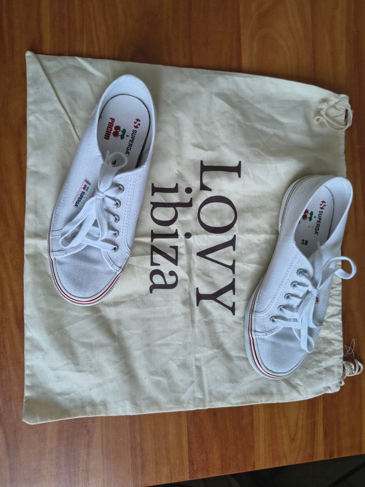 Superga Pacha Ibiza sneakers maat 38, Wit, Ophalen of Verzenden, Sneakers of Gympen, Gedragen