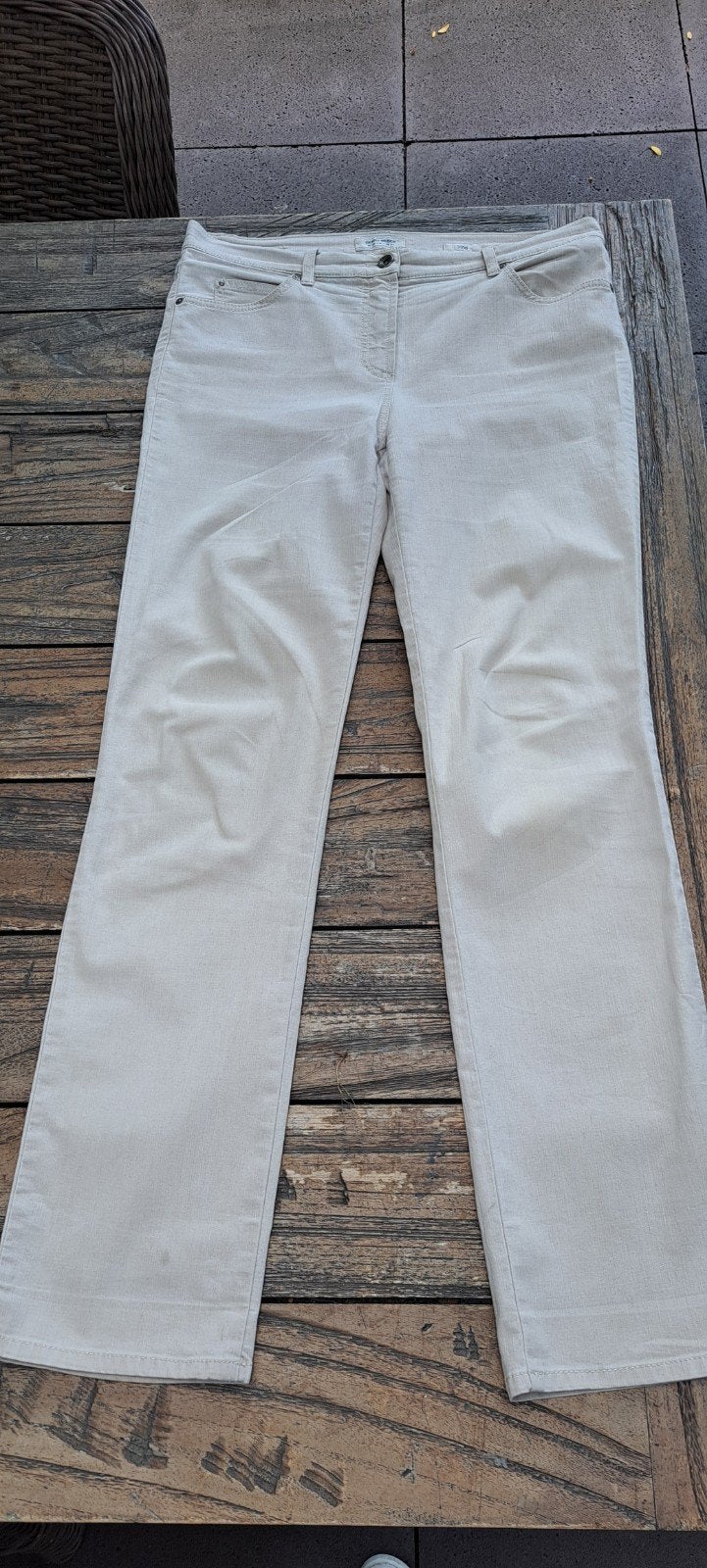 Gerry Weber Irina broek maat 40R, Maat 38/40 (M), Beige, Ophalen of Verzenden, Zo goed als nieuw