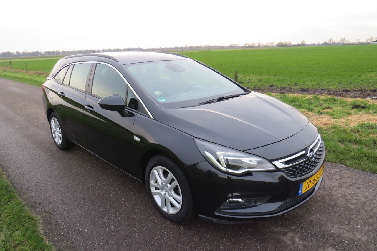 Opel Astra SPORTS TOURER+ 1.0 77kw 105pk Business+ Euro 6 Na, Webaccessibility@stellantis.com, Stellantis N.V., Zwart, Stationwagon