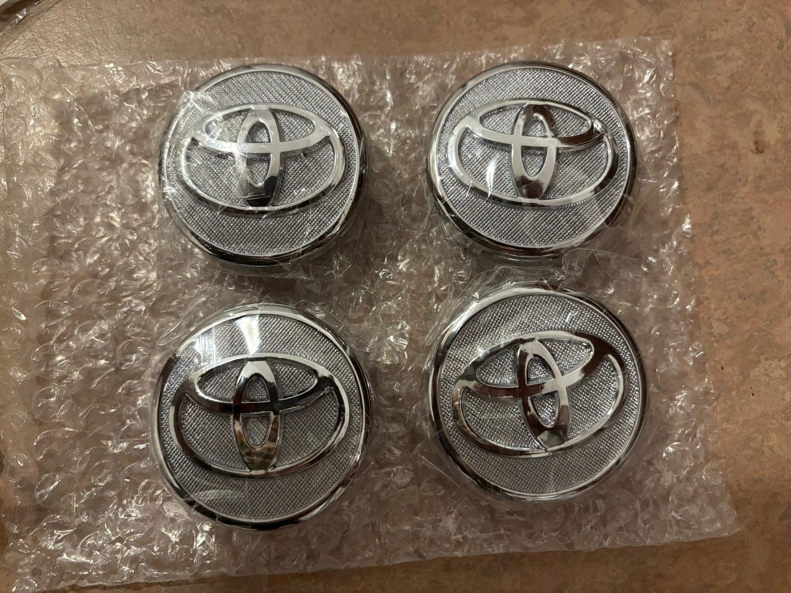 Toyota Naafdoppen Wieldoppen 57mm Set van 4, Ophalen of Verzenden, Nieuw