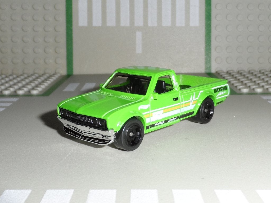 Hot Wheels - Datsun 620 (groen) 1:64, Ophalen of Verzenden, Nieuw, Auto