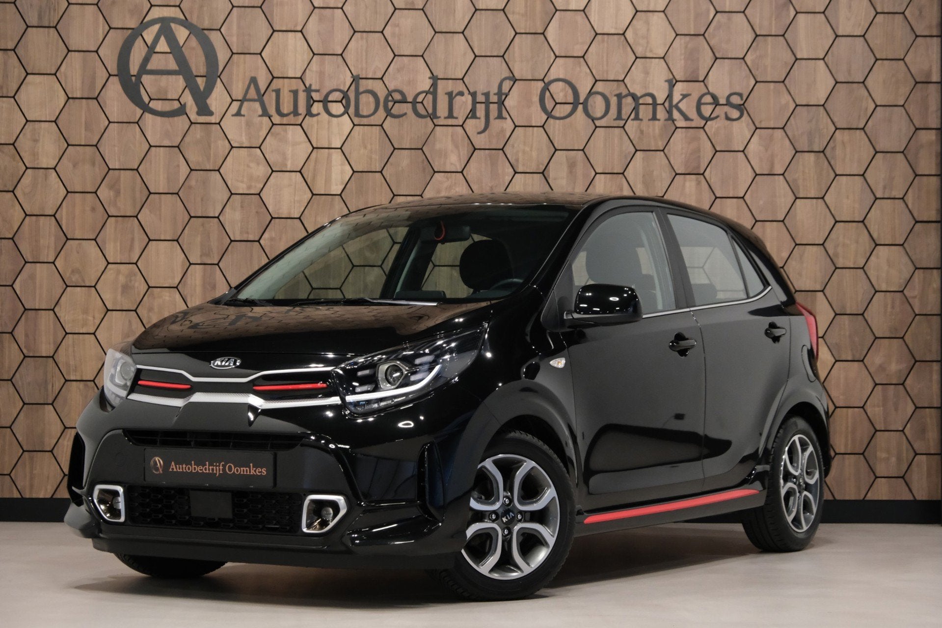 Kia Picanto 1.2 T-GDi GT-Line 84pk *43.369km* Navigatie/Came, Auto's, Kia, Gebruikt, Zwart, Handgeschakeld, 84 pk