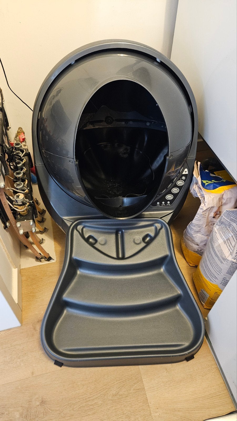 Litter Robot 3 incl trap - kapot (zie advertentie), Ophalen, Zelfreinigend, Gebruikt, Gesloten