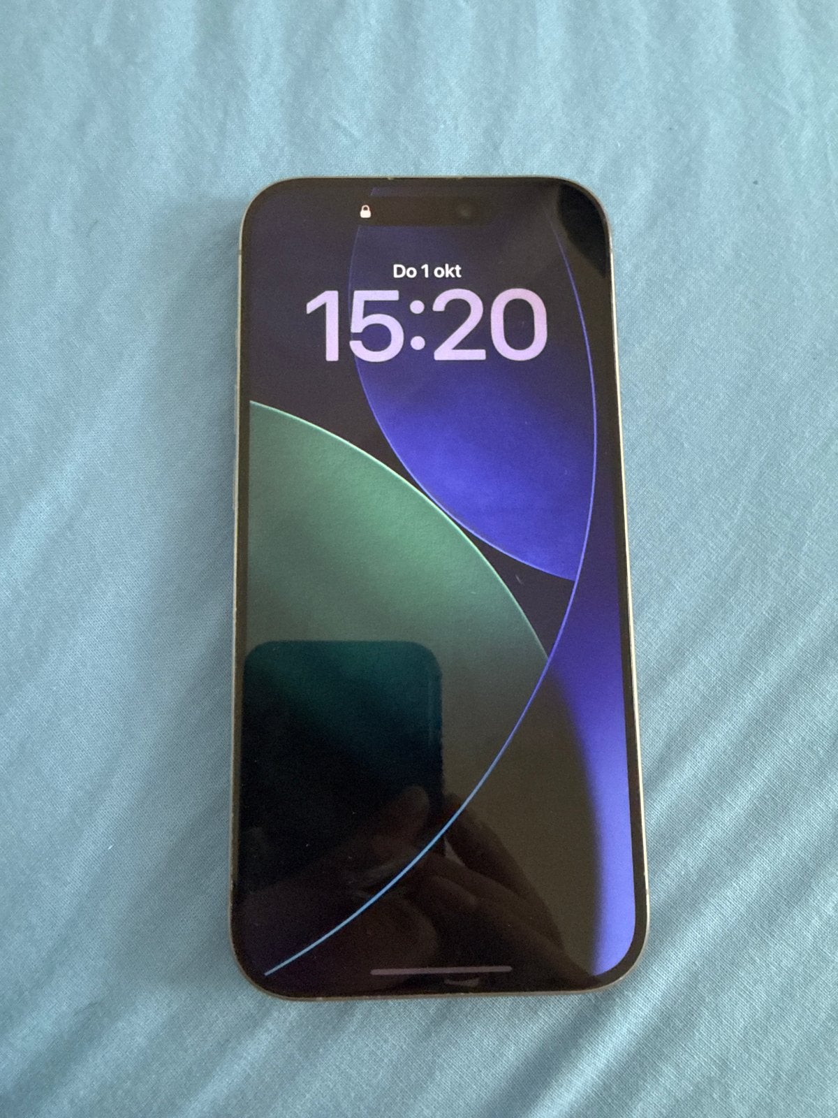 Foto 2 van iPhone 15 Pro - Zo goed als nieuw