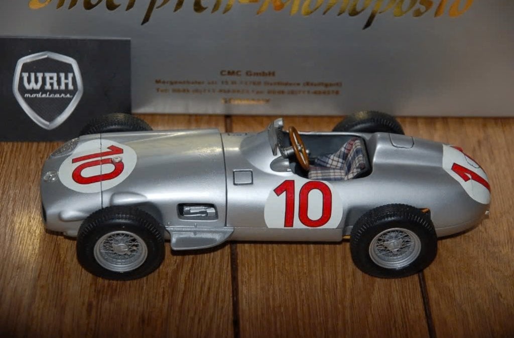 1:18 Mercedes W196 Monoposto #10 CMC ZIE INFO WRH, Verzenden, Zo goed als nieuw, Auto, Overige merken