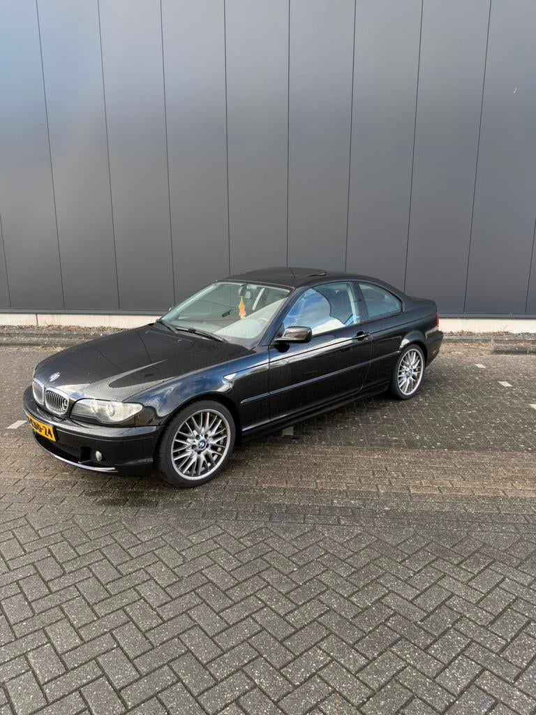 BMW 3-Serie 2.0 CI 318 Coupe 2004 Zwart, Auto's, BMW, 1995 cc, Zwart, 14 km/l, Handgeschakeld
