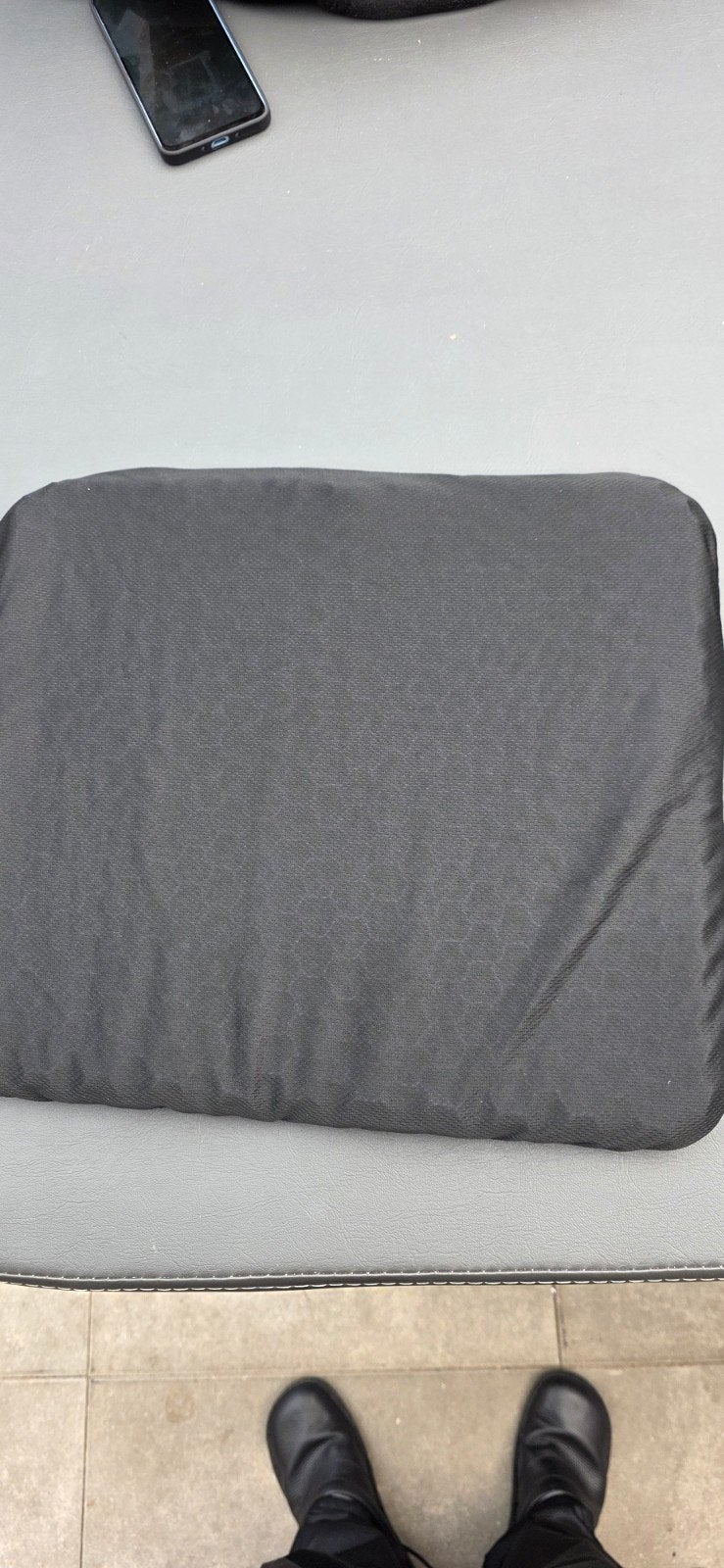 Zwart kussen met anti-slip stippen, Overige merken, Gebruikt, Zwart, Ophalen of Verzenden