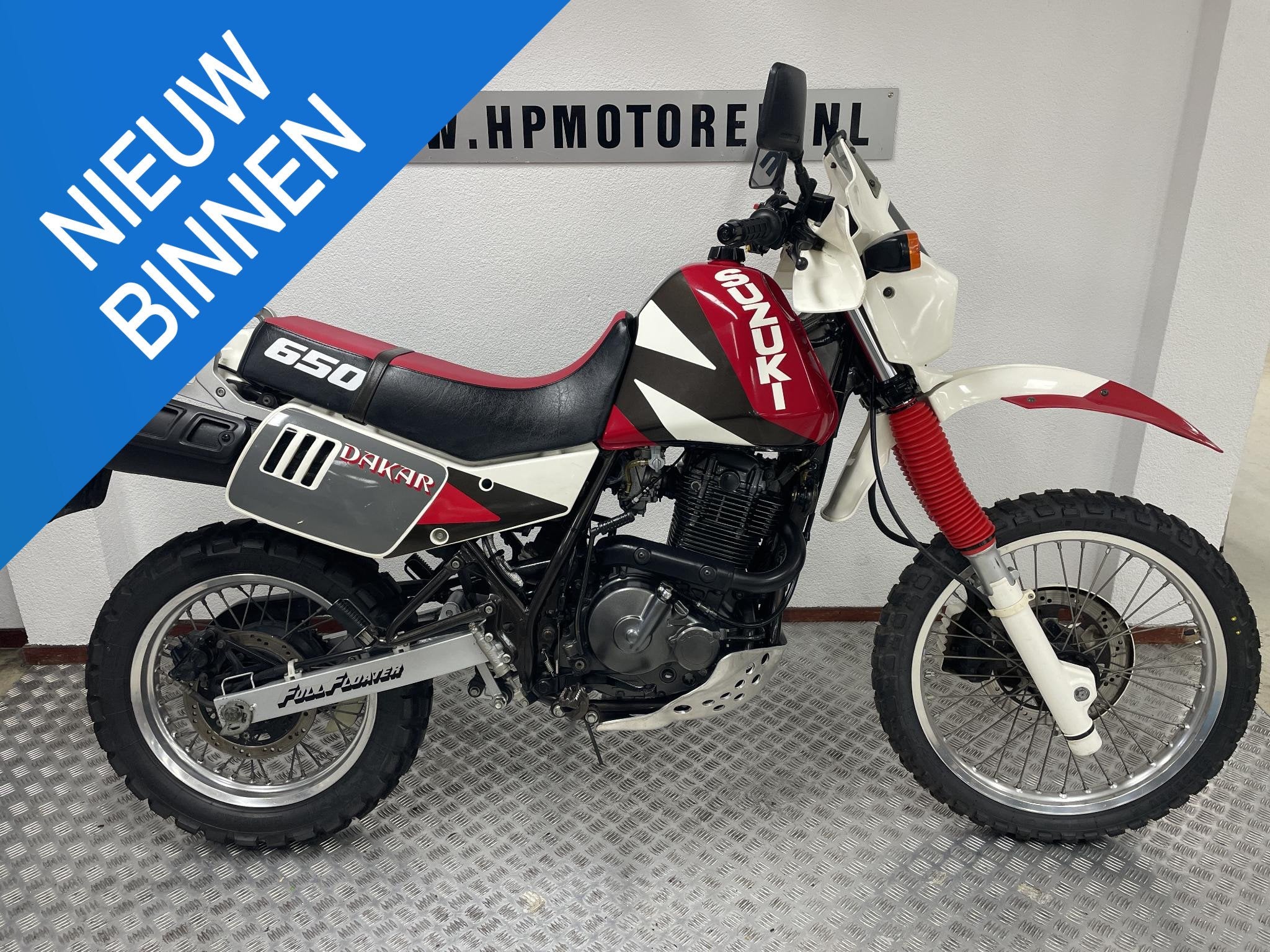 Suzuki DR 650 R S RS DAKAR LIMITED EDITION BOVAGGARANTIE, Bedrijf, 641 cc, Toermotor, Lange Dreef 12
4131 NH  Vianen, NL