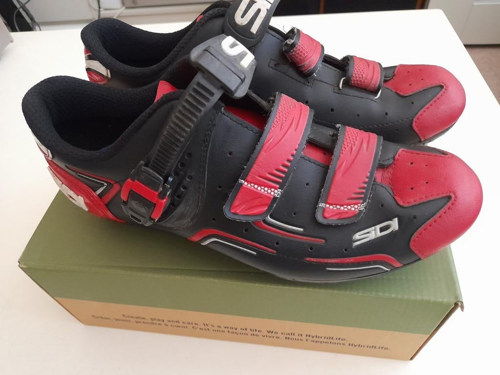 Schoenen Sidi + Shimano plaatjes - zgan, Fietsen en Brommers, Fietsaccessoires | Fietskleding, Ophalen, Zo goed als nieuw, Overige maten