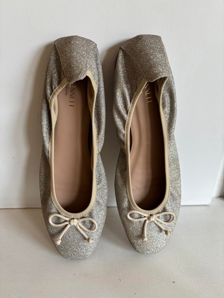 LK Bennett gouden glitter ballerina’s maat 39, Ophalen of Verzenden, Nieuw, Overige kleuren