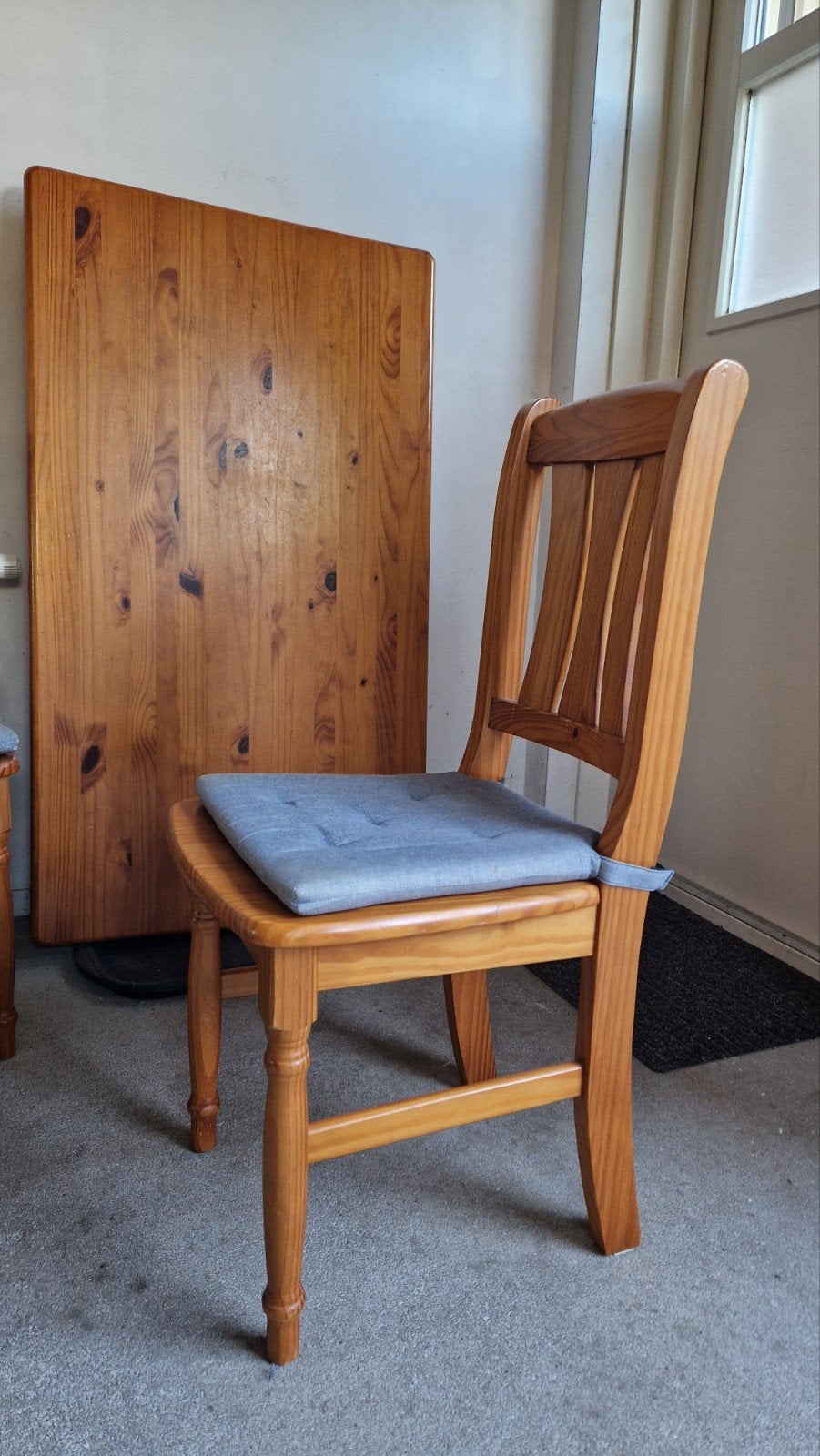 Grenen eettafel met 3 stoelen, Ophalen, Gebruikt, 100 tot 150 cm, 50 tot 100 cm