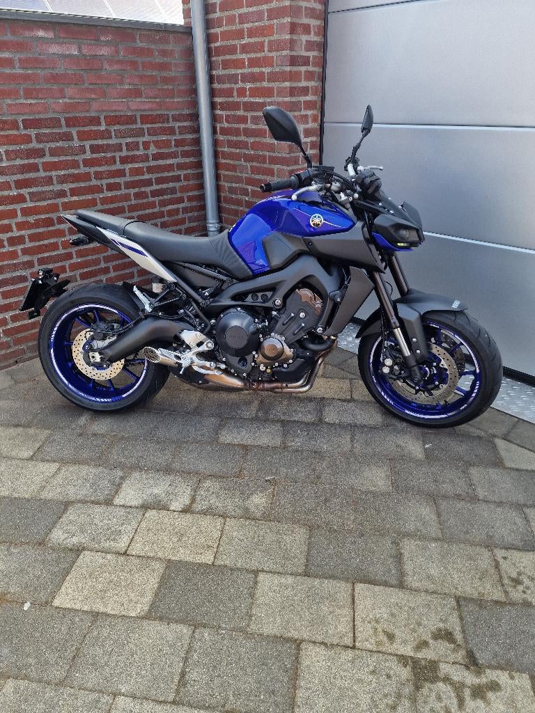 Unieke MT 09 1e eigenaar 12.300 km showroomstaat compleet, Motoren, Occasion, Particulier, Sportuitlaat, Meer dan 35 kW