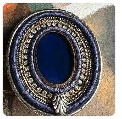 Broche "Laconisme en Chic", Langani, Duitsland, Sieraden, Tassen en Uiterlijk, Verzenden, Overige materialen
