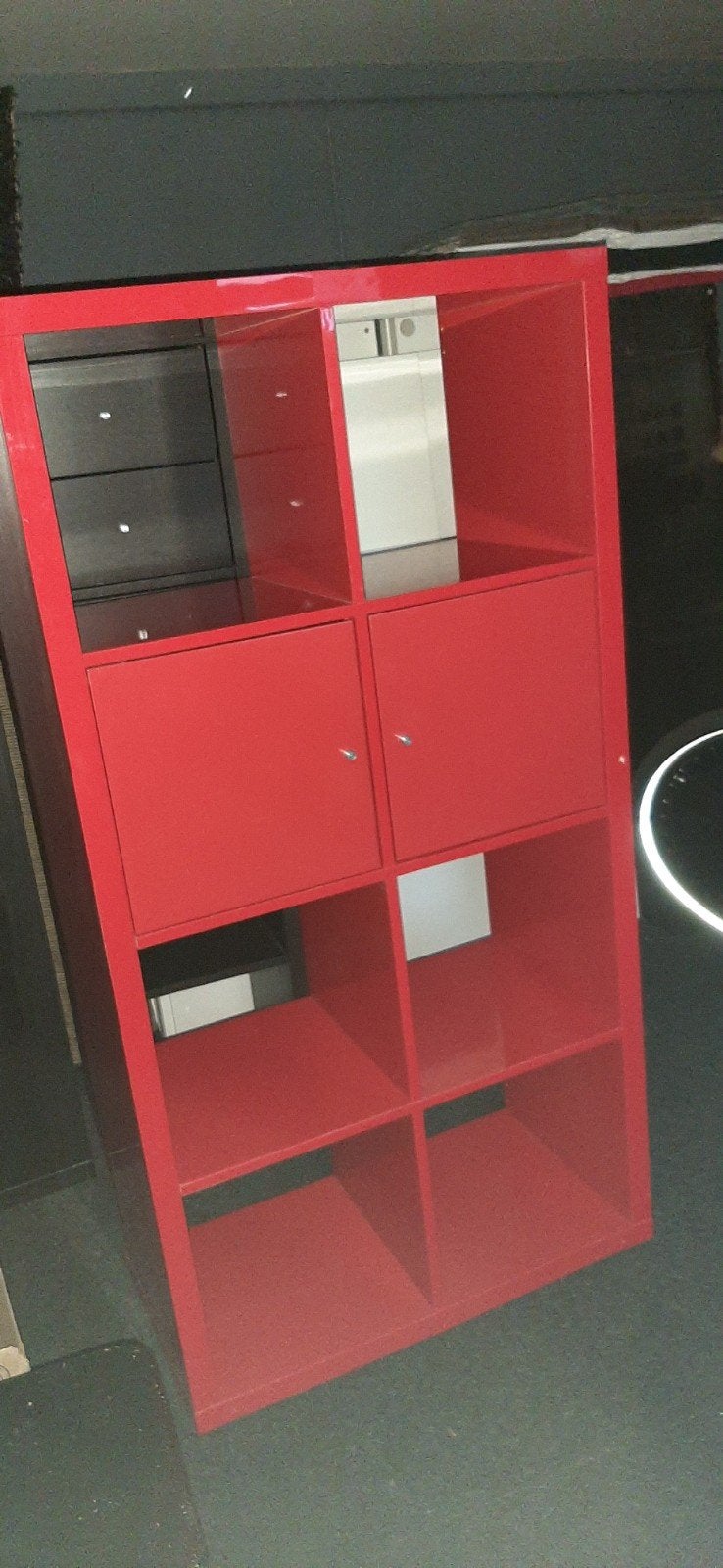 ikea kallax Vakkenkast 2x4 met 2 deurtjes, Ophalen, Zo goed als nieuw