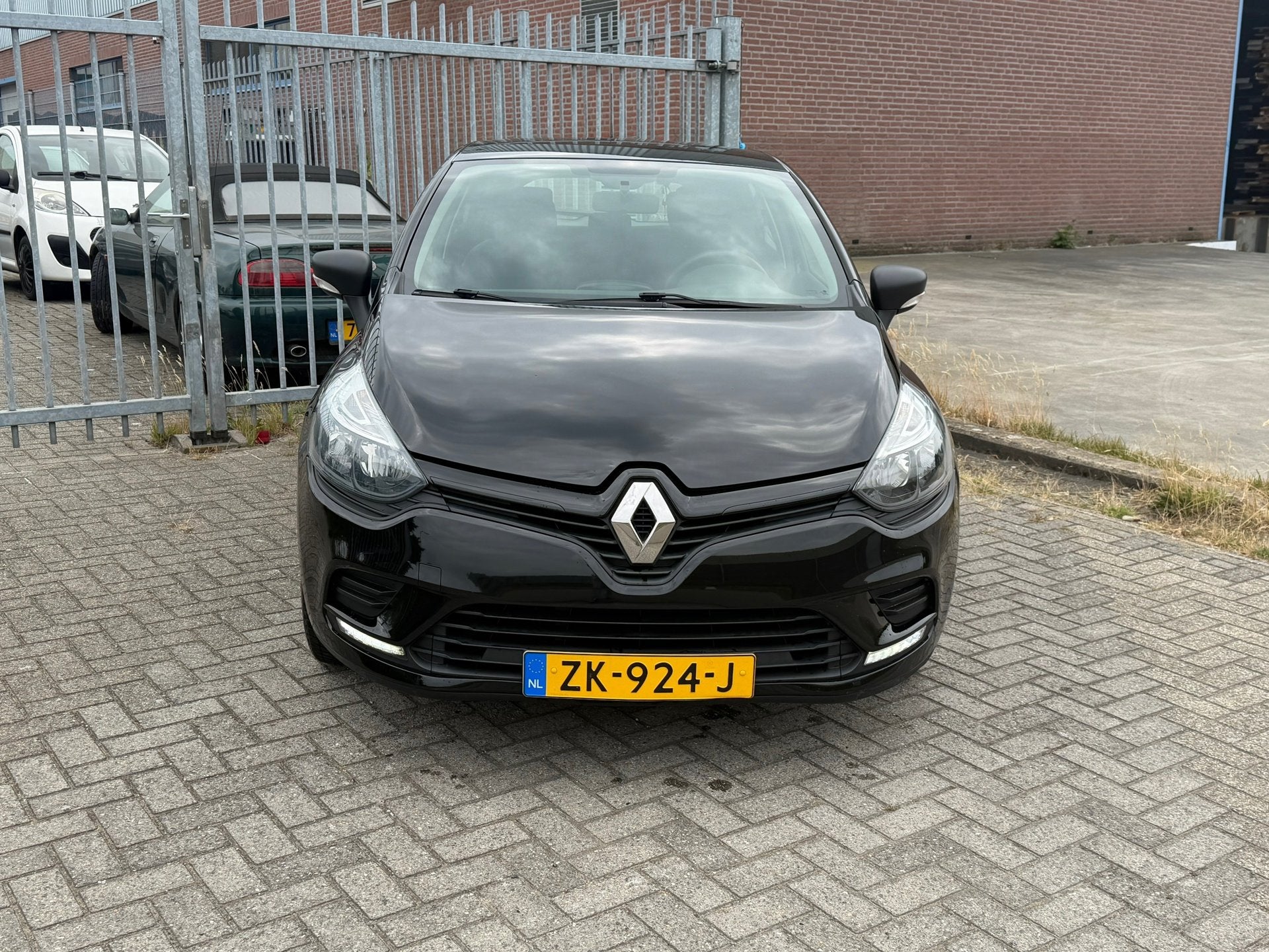 Renault Clio 0.9 TCe Life 90PK 5 DEURS NL AUTO NAP! Airco l, Voorwielaandrijving, 898 cc, Stof, Gebruikt