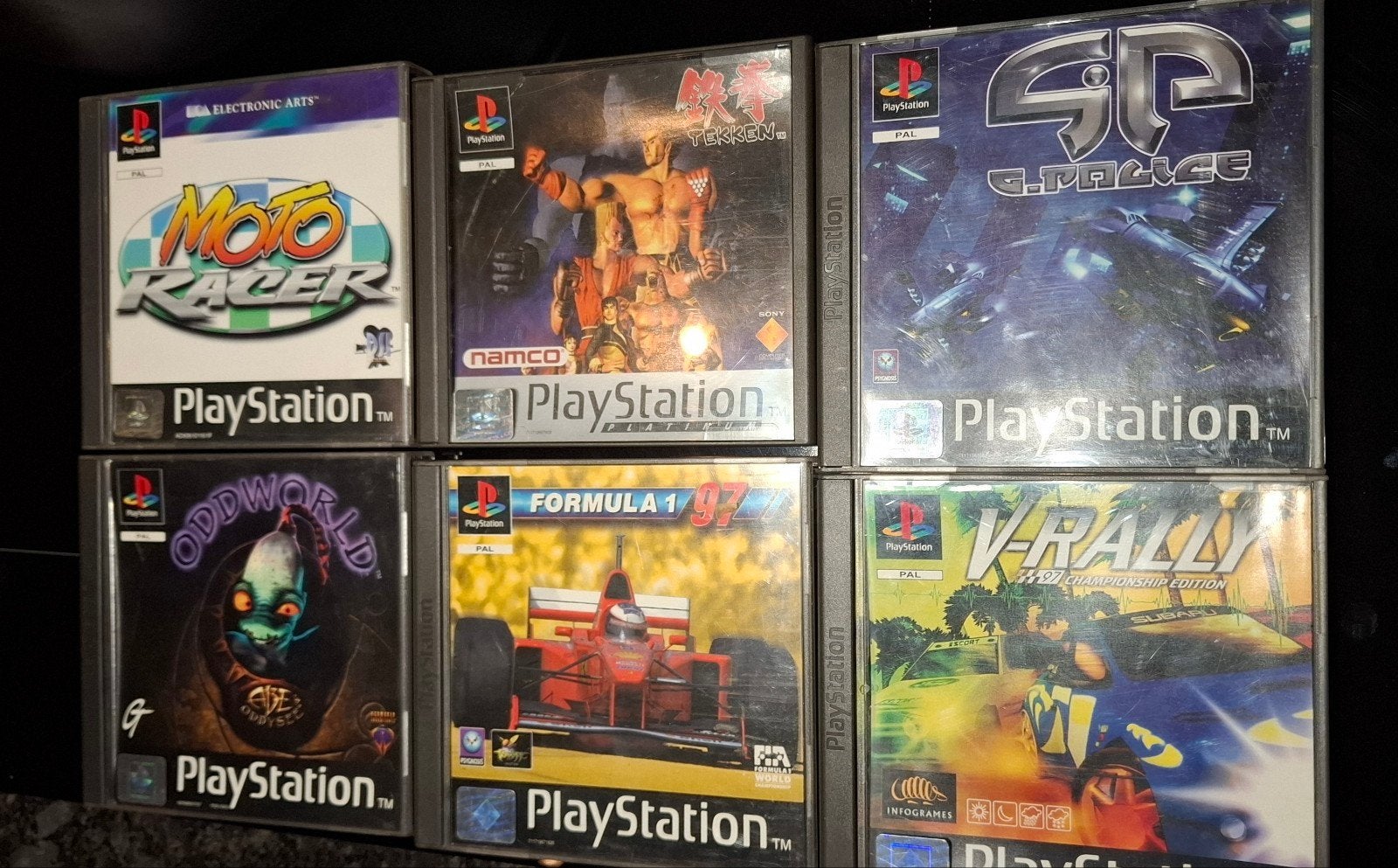 Set van 6 PS1 Games - o.a. Oddworld, Tekken 3, G-Police (CIB, Spelcomputers en Games, Ophalen of Verzenden